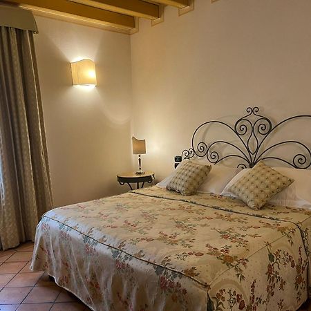 Romantik Hotel Relais Mirabella Iseo Luaran gambar