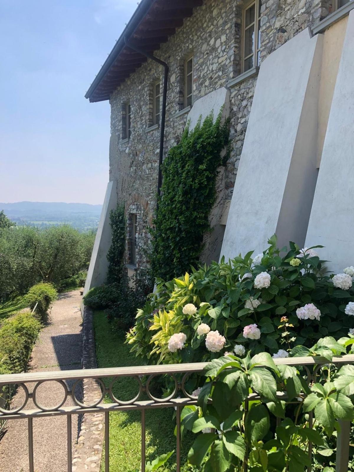Romantik Hotel Relais Mirabella Iseo Luaran gambar