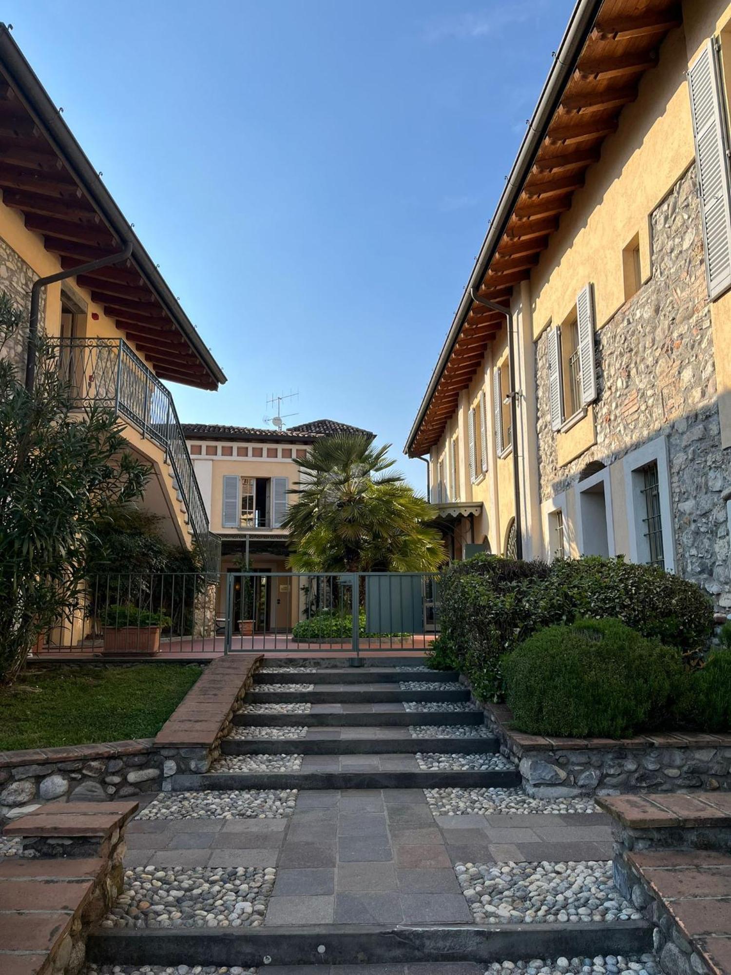 Romantik Hotel Relais Mirabella Iseo Luaran gambar