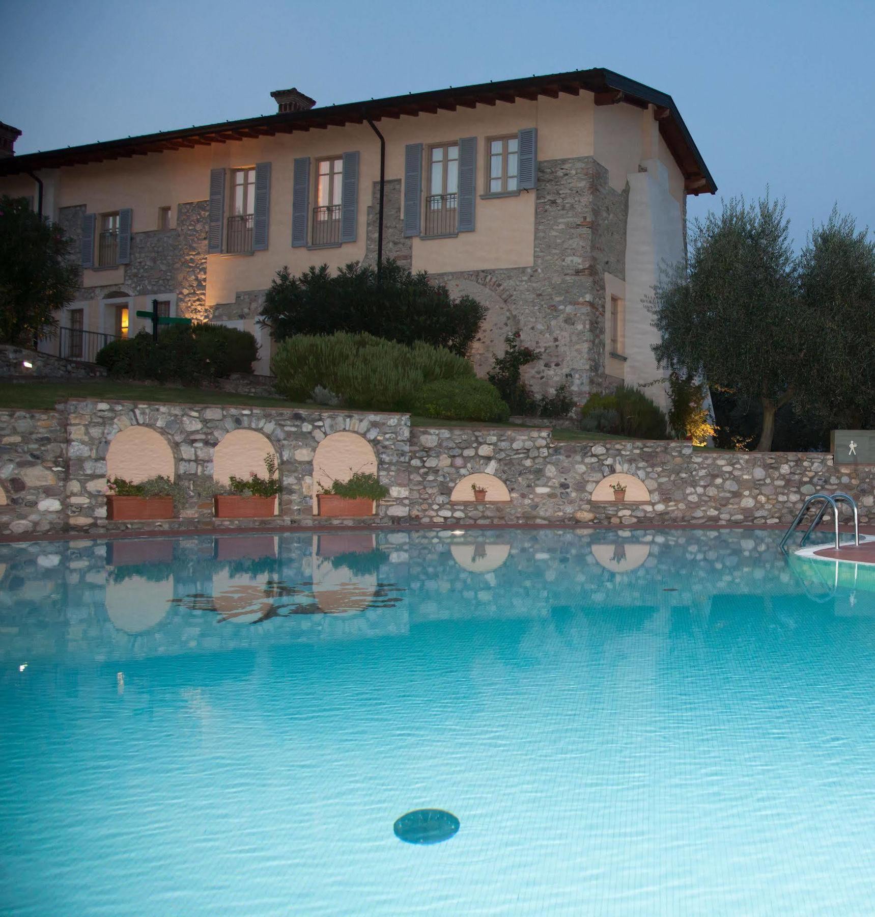 Romantik Hotel Relais Mirabella Iseo Luaran gambar